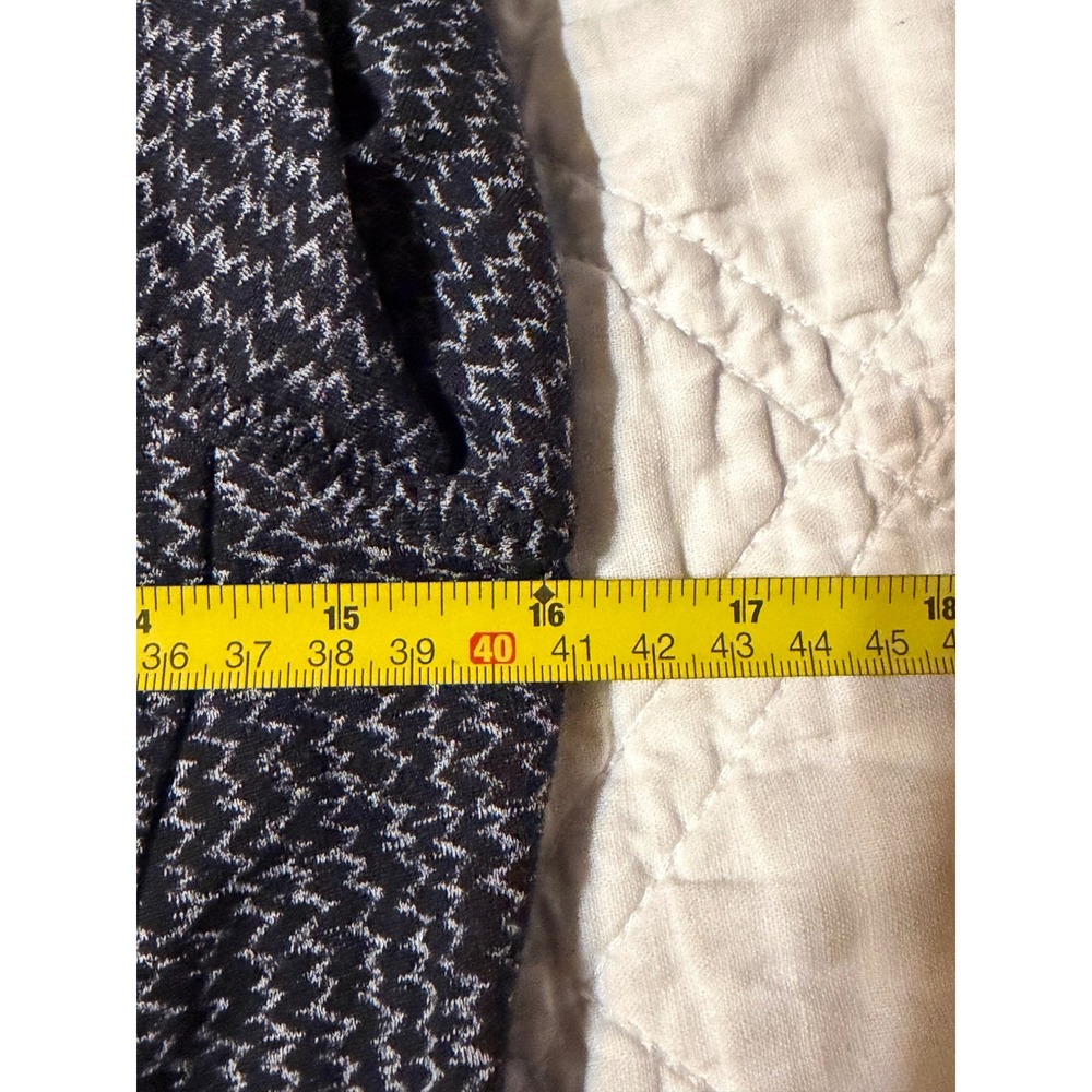 Athleta Heartbeat Jacket Womens Medium Black White Chevron Full Zip - Picture 8 of 10